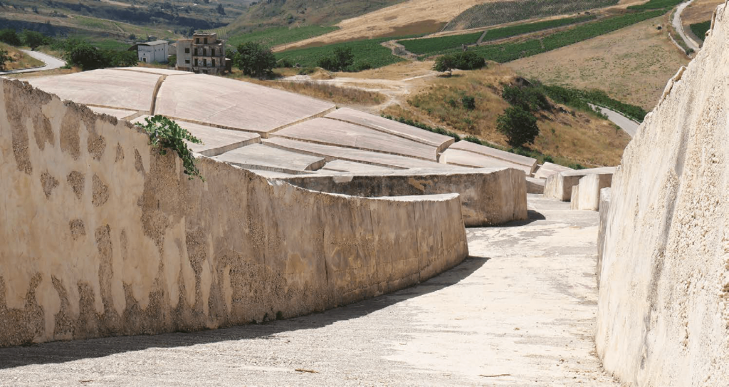 ALBERTO BURRI GRANDE CRETTO  LAND ART À LITALIENNE0002